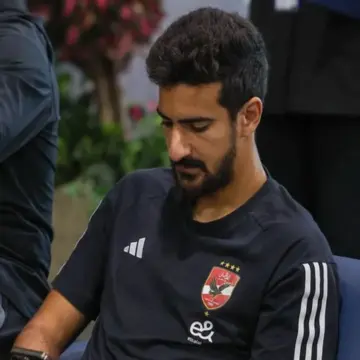 حقيقة نشوب أزمة بين ييس توروب ومحمد بن رمضان في الأهلي